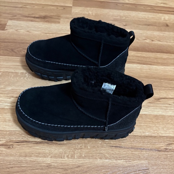 UGG Shoes - UGG Women’s Venture Daze Ultra Mini boots